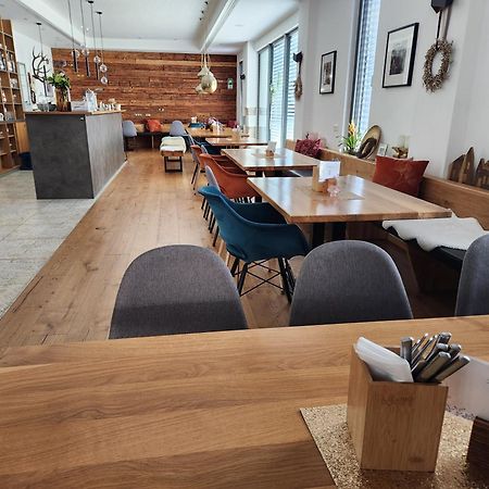 Familienfreundlich Im Naturpark Hassberge Mit Gehobener Gastronomie Kirchlauter Exterior foto